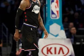 pg关于离谱！赛前战术微调萨克拉门托国王止住颓势备战全明星赛，詹姆斯关键节点连败的信息